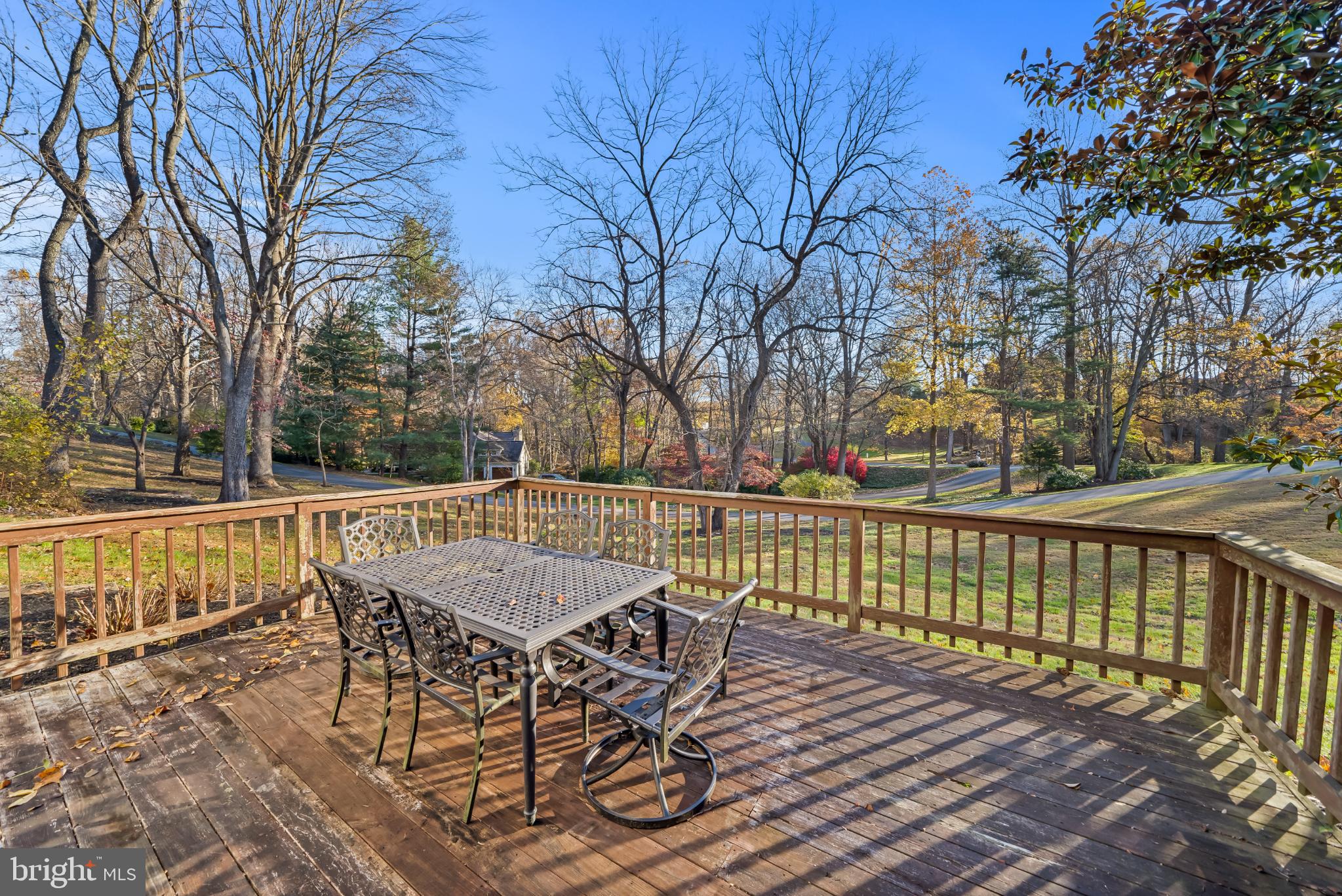 208 Wills Farm Road Oxford, PA 19363 - Photo 7 of 12 a view of a patio with table and chairs