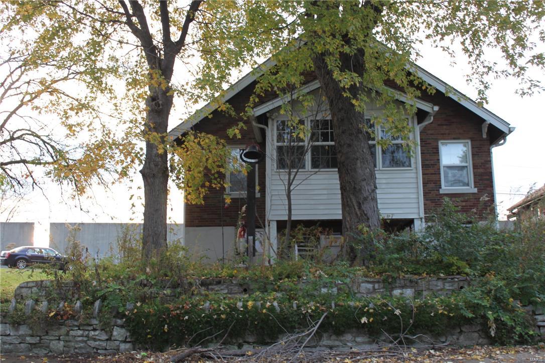 6312 Graham Road St. Louis, MO 63134 - Photo 3 of 4 Gallery Image 3
