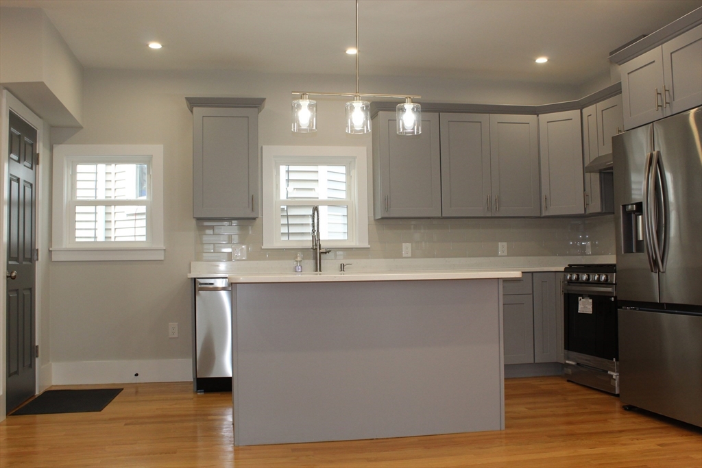 15 Marcy Road Boston, MA 02126 - Photo 7 of 36