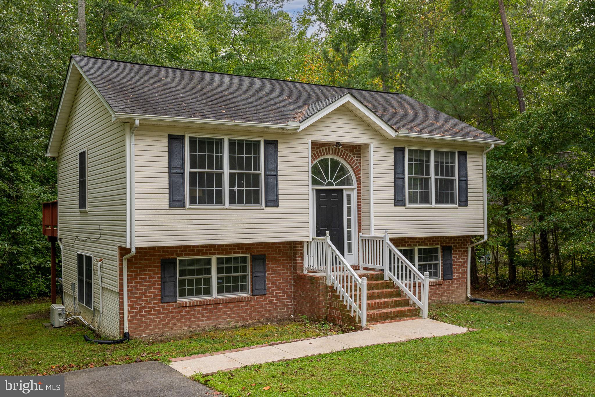 641 Welsh Drive Ruther Glen, VA 22546 - Photo 3 of 42