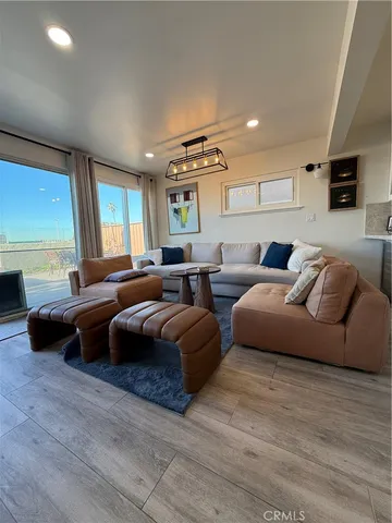 $9,000 | 6947 Trolleyway South, Playa del Rey, CA 90293