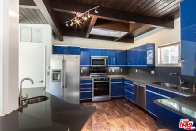 $1,115,000 | 3046 Durand Drive, Los Angeles, CA 90068