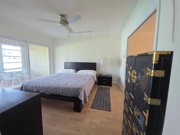 $116,000 | 2131 Northeast 42nd Court, Unit 208E, Lighthouse Point, FL 33064