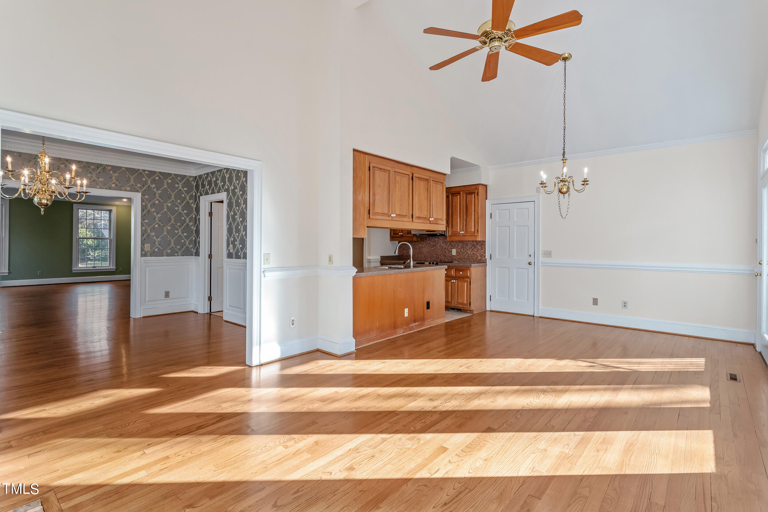 2617 Tatton Drive Raleigh, NC 27608 - Photo 15 of 41 a view of a living room and bathroom