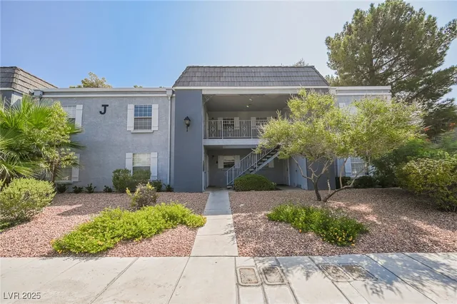 $1,290 | 3823 South Maryland Parkway, Unit J7, Las Vegas, NV 89119