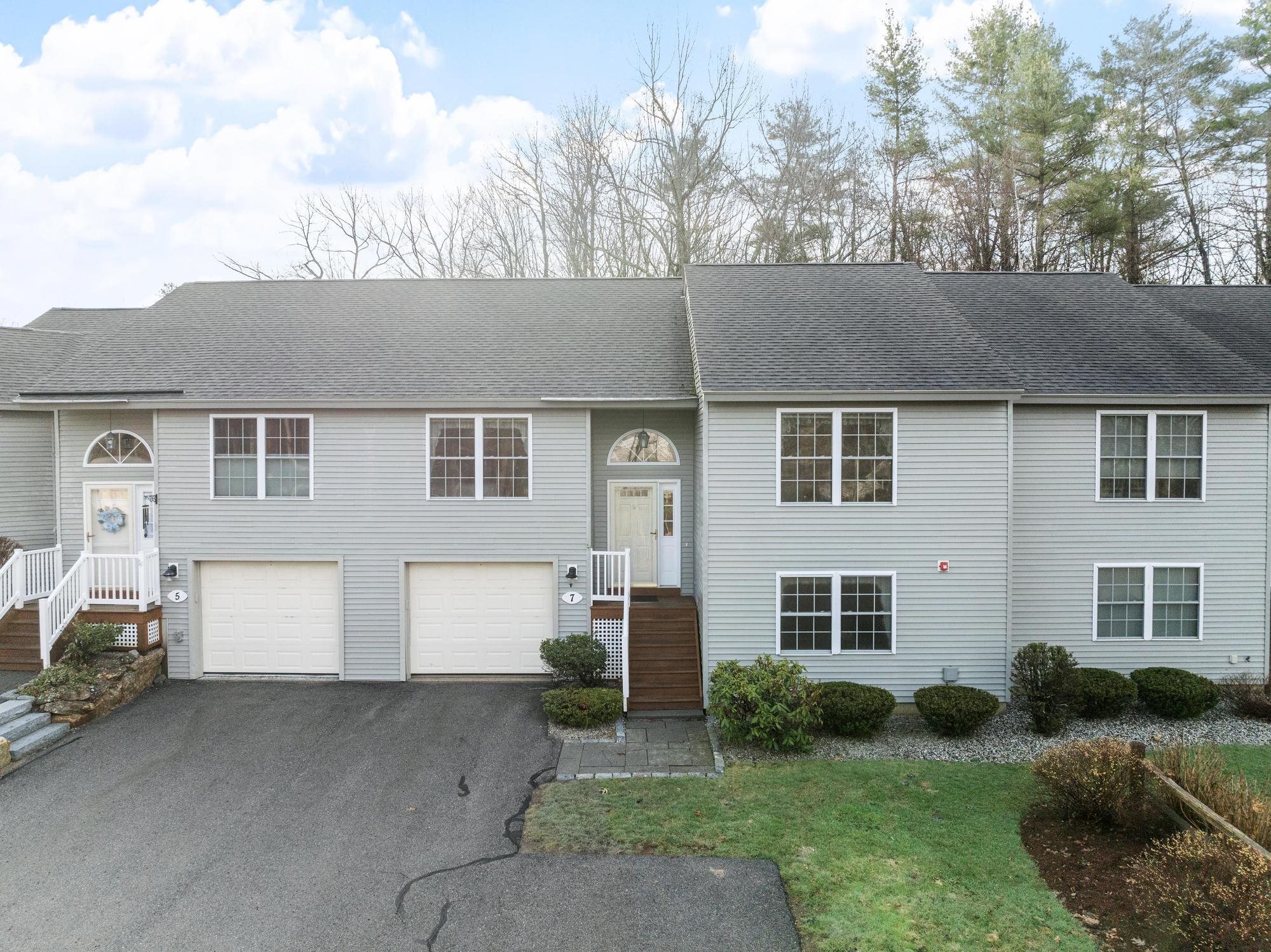 7 Edna Lane Atkinson, NH 03811 - Photo 1 of 51 Gallery Image 1