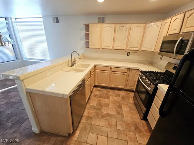 $2,195 | 101 Sea Breeze Lane, Boulder City, NV 89005