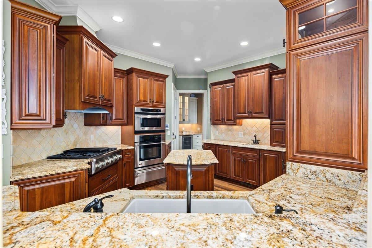 635 Frederick Road Harrisonburg, VA 22801 - Photo 23 of 70