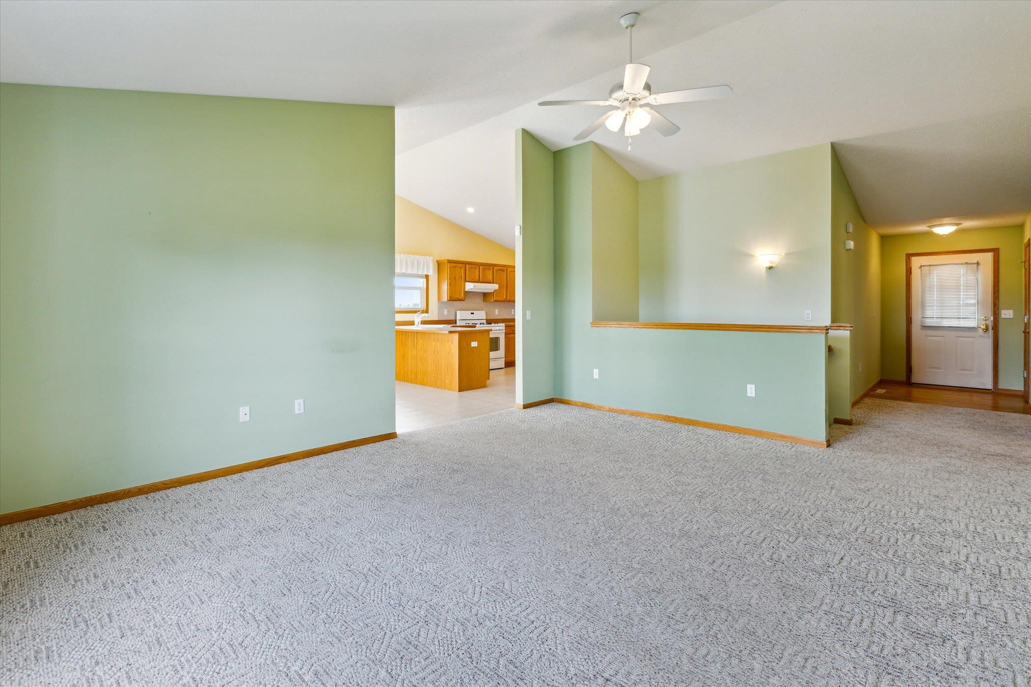 576 West Ridge Road Essexville, MI 48732 - Photo 6 of 58