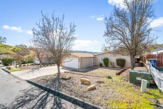 a view of a yard with snow