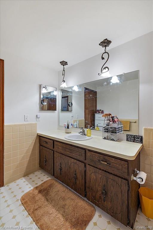 2595 Palms Road Columbus, MI 48063 - Photo 23 of 42