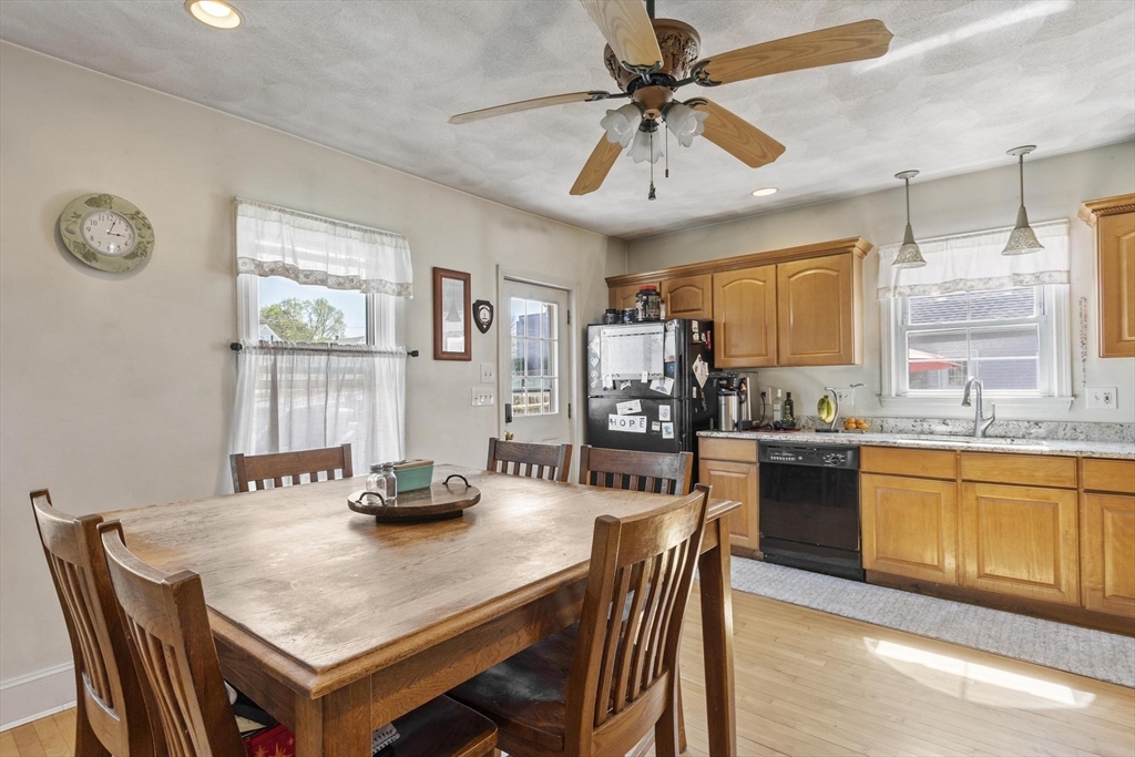 3 Southwick Road Peabody, MA 01960 - Photo 7 of 42