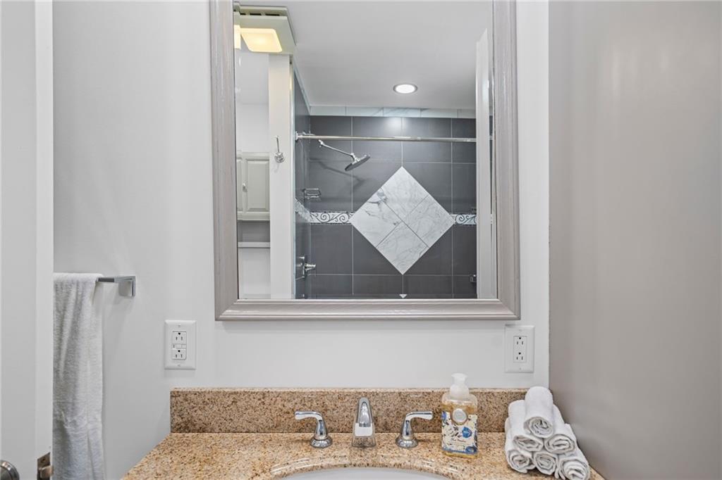 7872 Mt Carmel Road Verona, PA 15147 - Photo 14 of 50 Bathroom