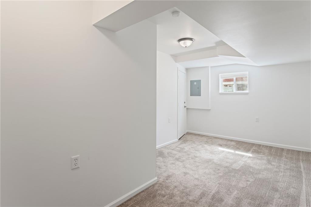 7872 Mt Carmel Road Verona, PA 15147 - Photo 31 of 50 Basement bedroom