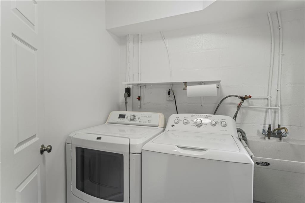 7872 Mt Carmel Road Verona, PA 15147 - Photo 41 of 50 Laundry Room