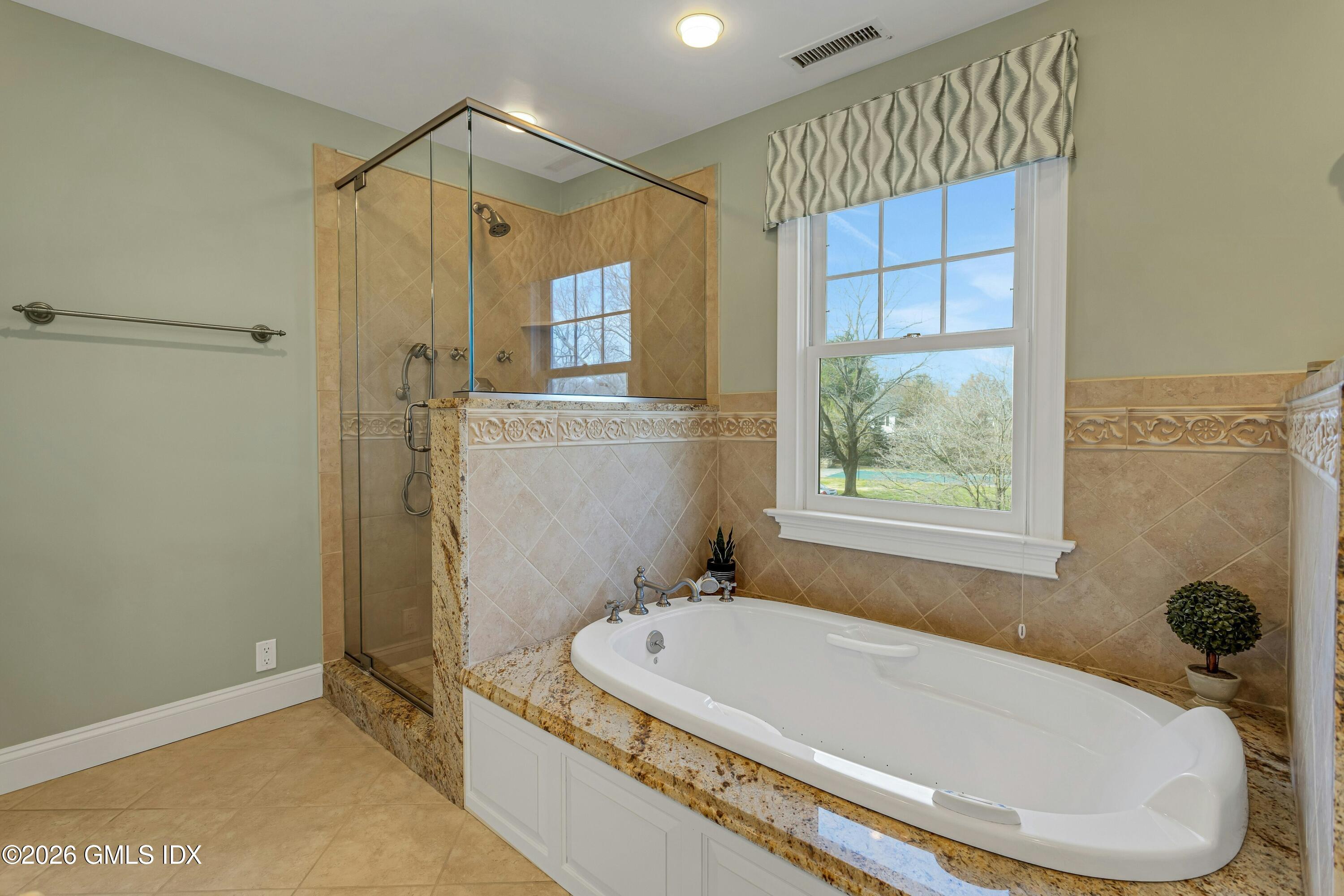 9 Tamarack Place Greenwich, CT 06831 - Photo 13 of 37 022-490919-_X0A0152_14546527