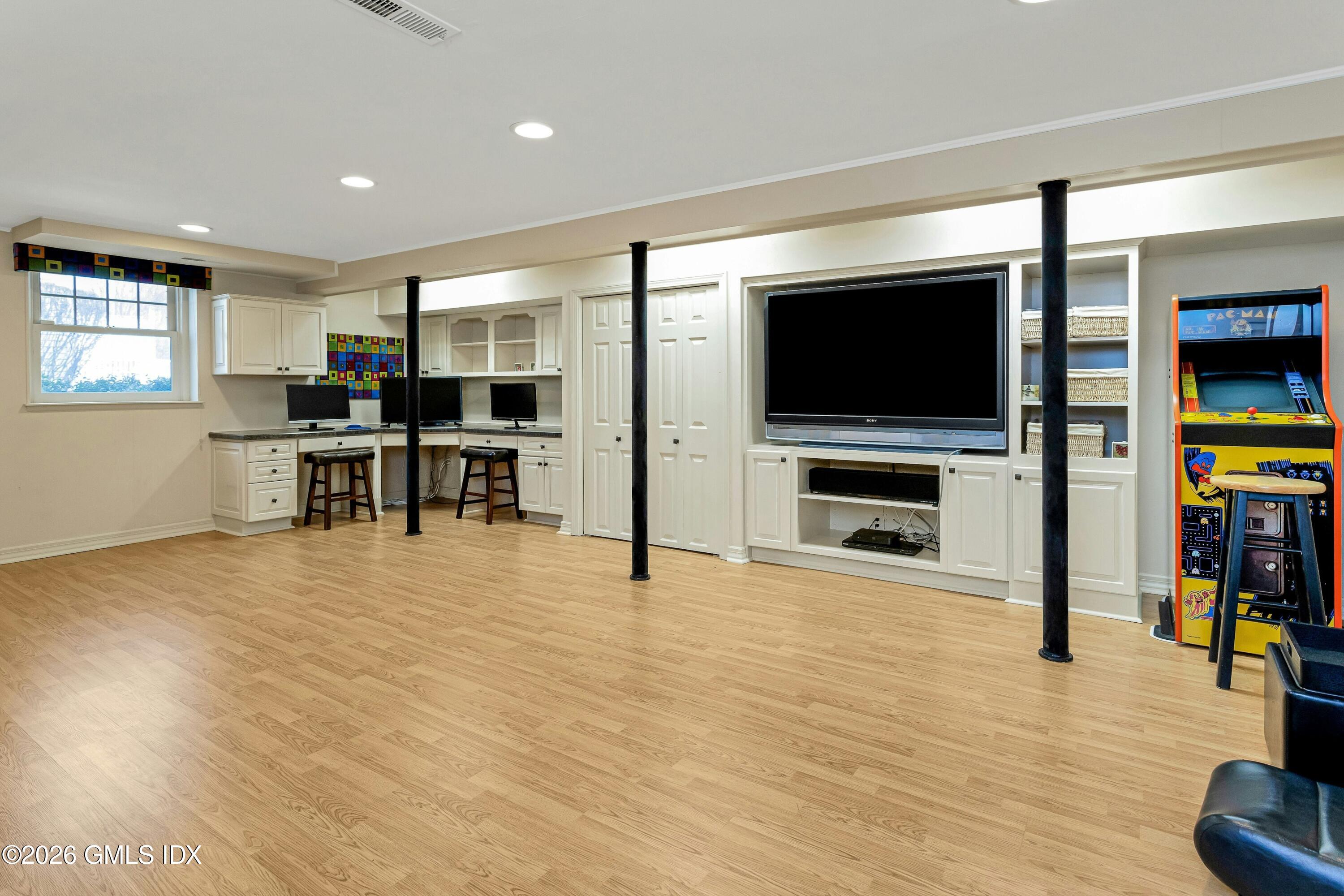 9 Tamarack Place Greenwich, CT 06831 - Photo 21 of 37 031-490919-_X0A0165_14546532