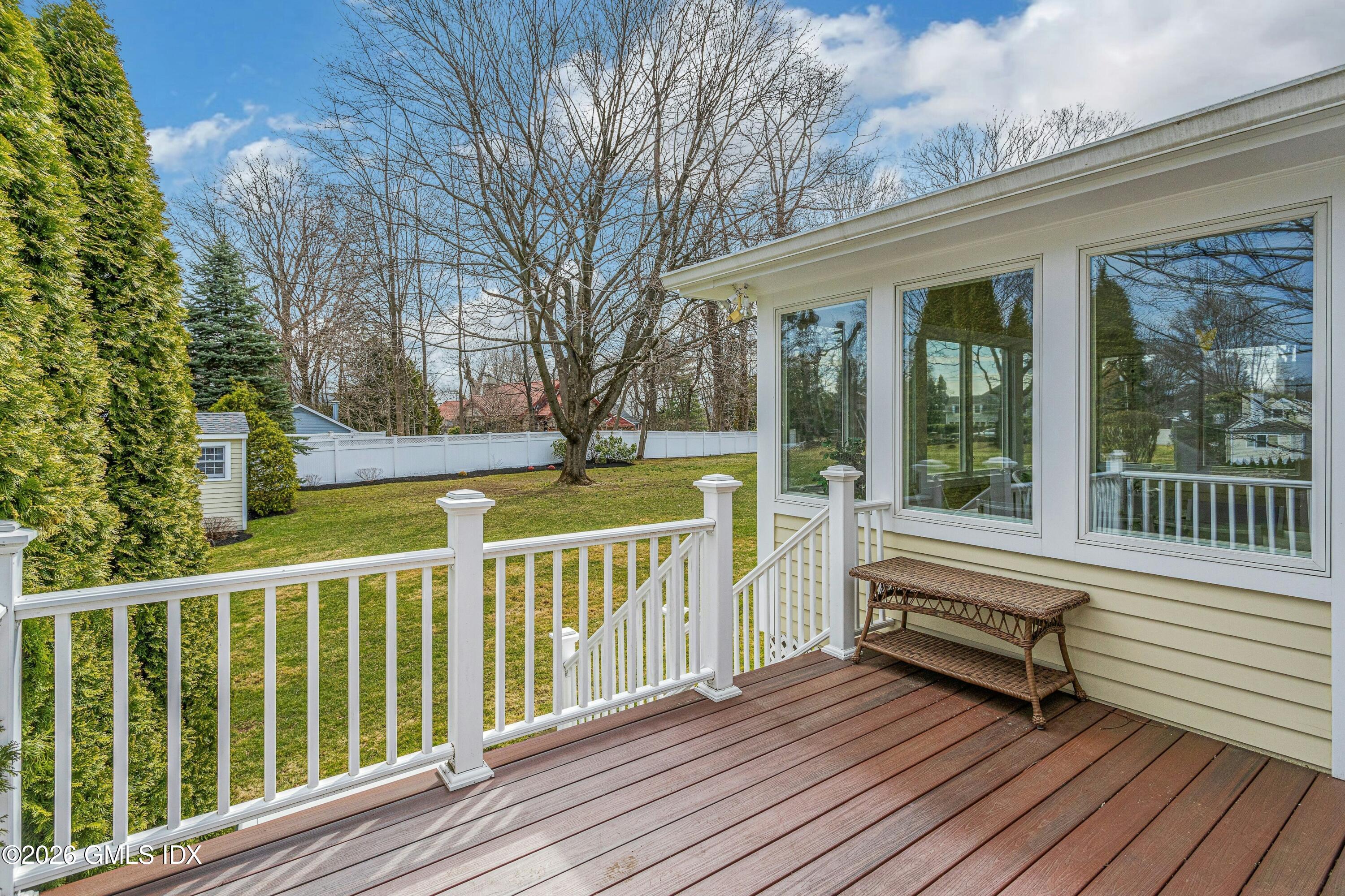 9 Tamarack Place Greenwich, CT 06831 - Photo 30 of 37 040-490919-_X0A0179_14546541