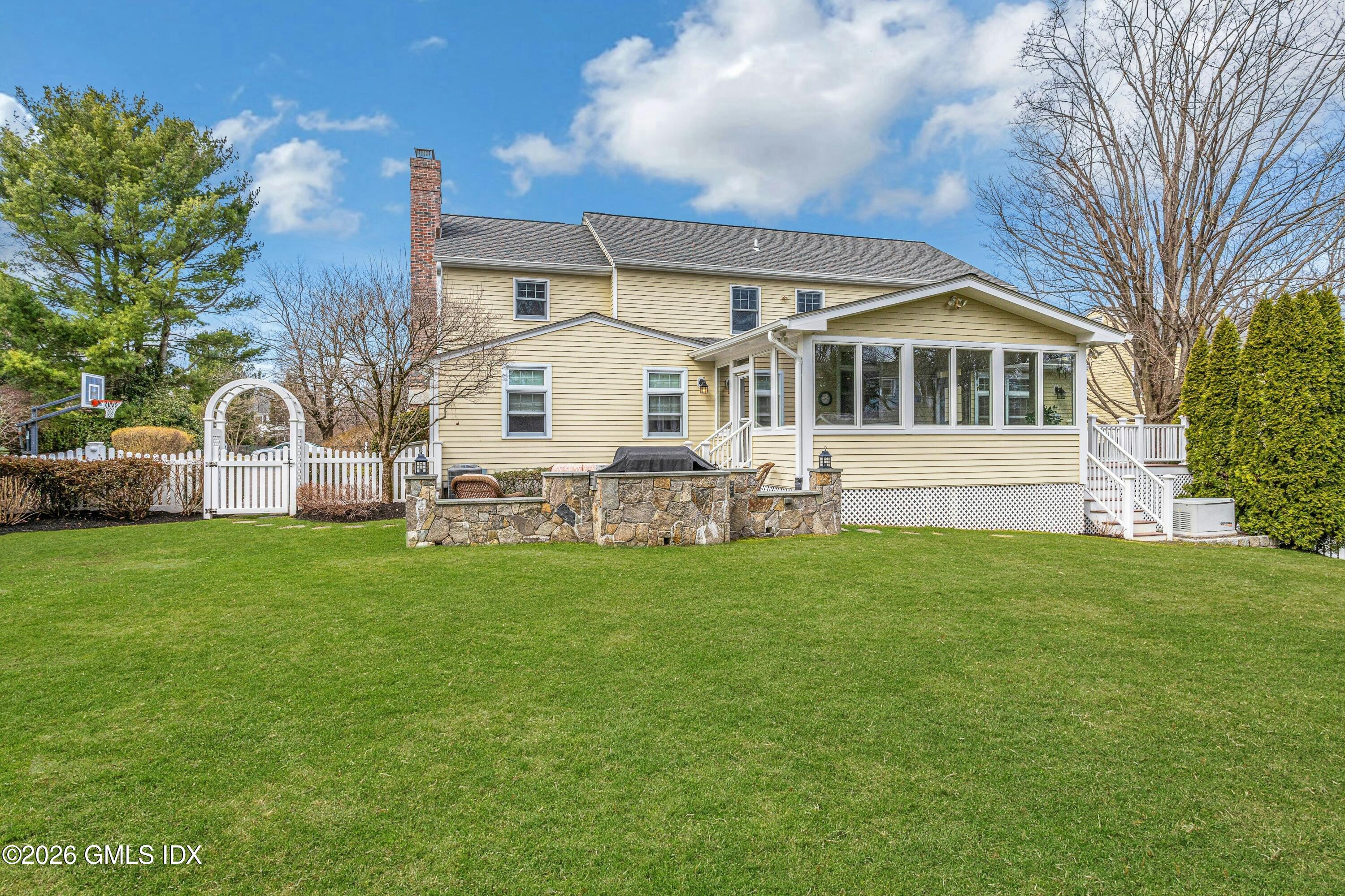 9 Tamarack Place Greenwich, CT 06831 - Photo 33 of 37 044-490919-_X0A0177_14546540