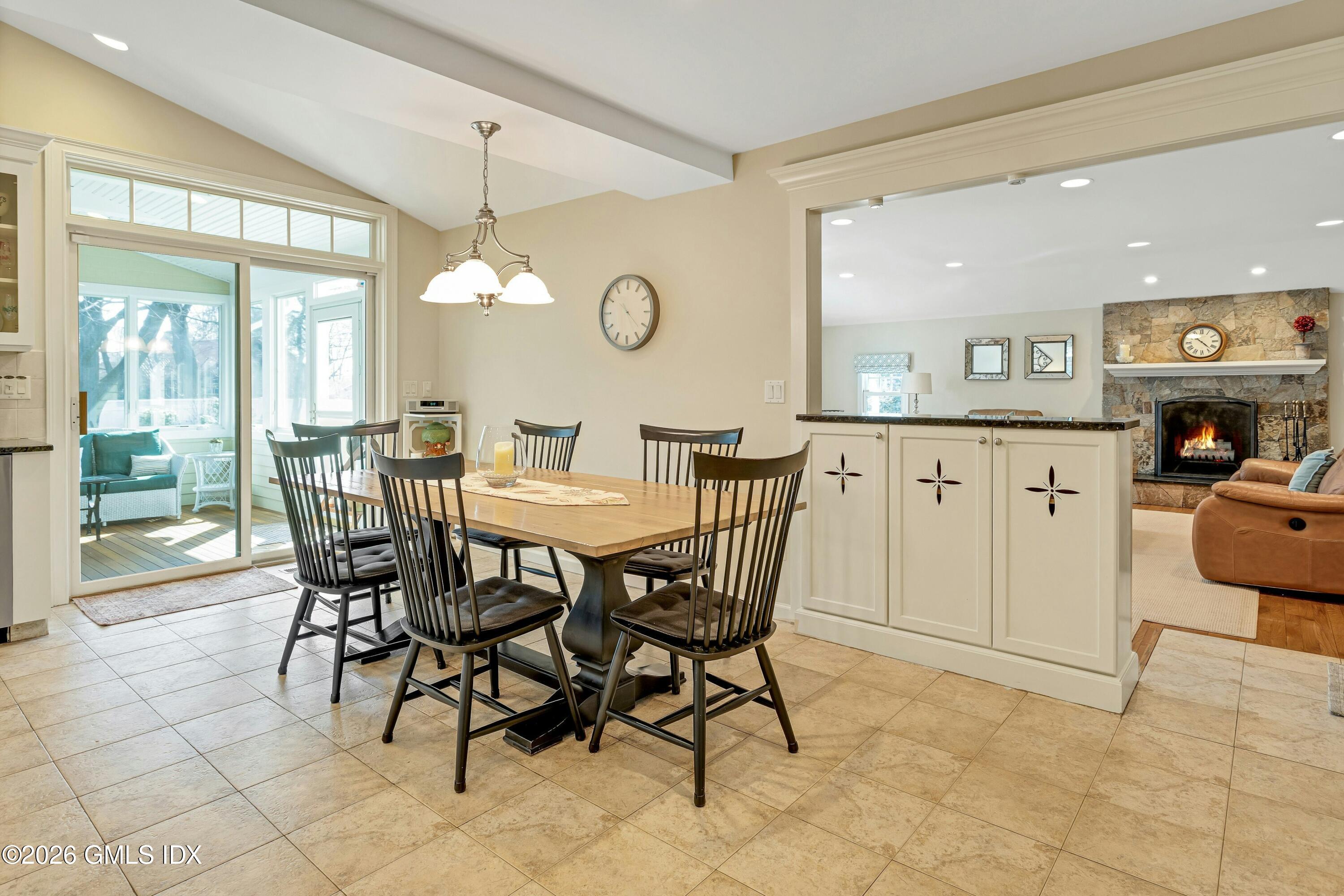 9 Tamarack Place Greenwich, CT 06831 - Photo 9 of 37 018-490919-_X0A0106_14546514