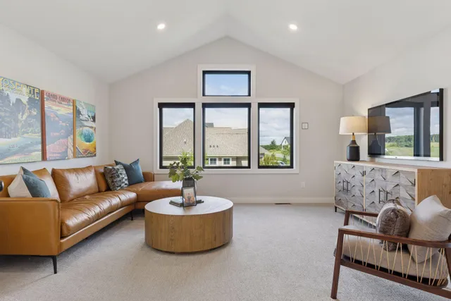 $1,280,000 | 4718 Ordell Trail North, Stillwater, MN 55082