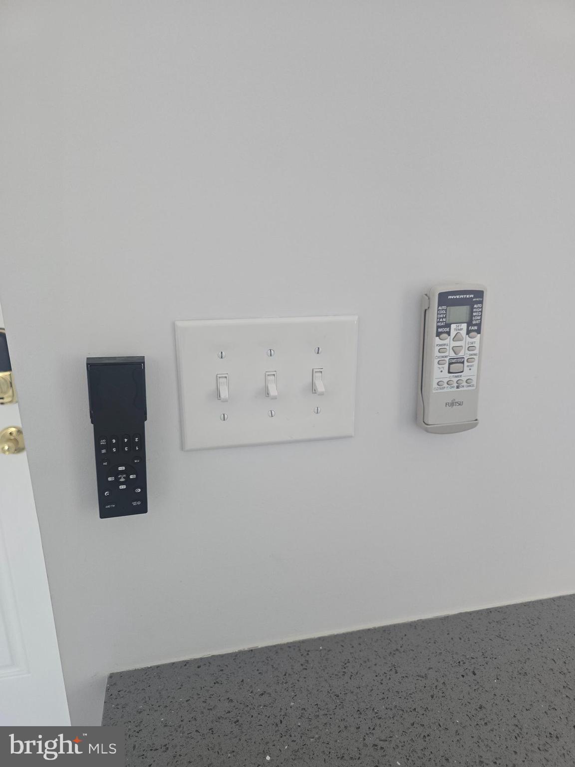 5925 Ridge Avenue, Unit 2F Philadelphia, PA 19128 - Photo 9 of 12