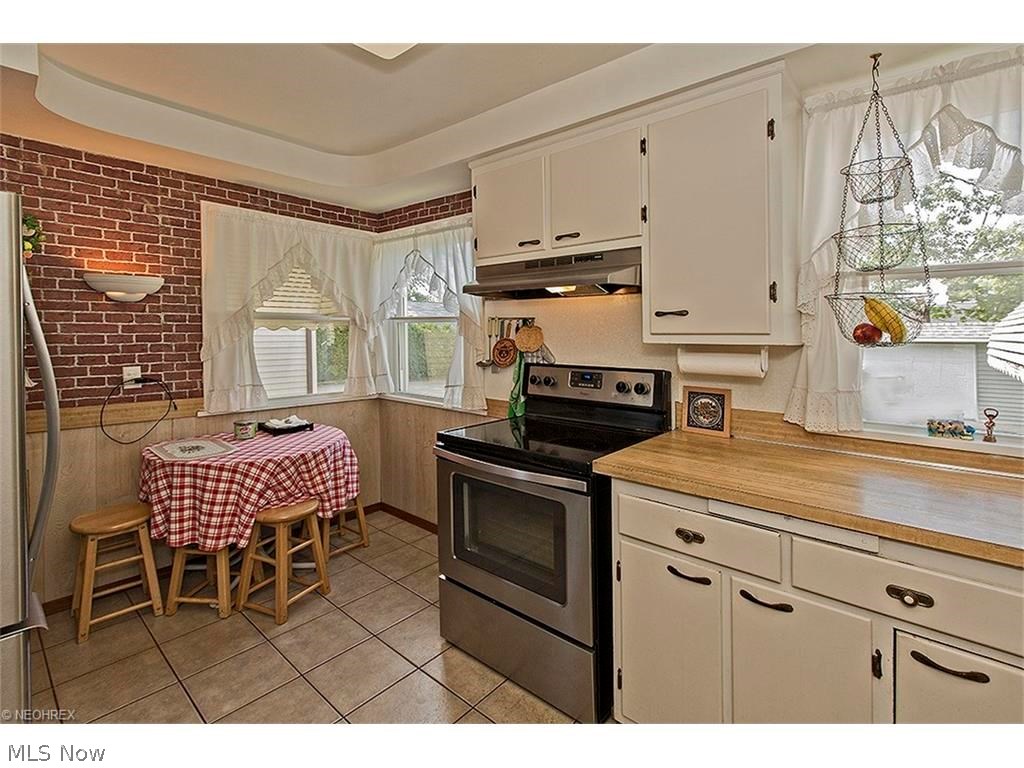 4189 Verona Road Cleveland, OH 44121 - Photo 8 of 28 Gallery Image 8