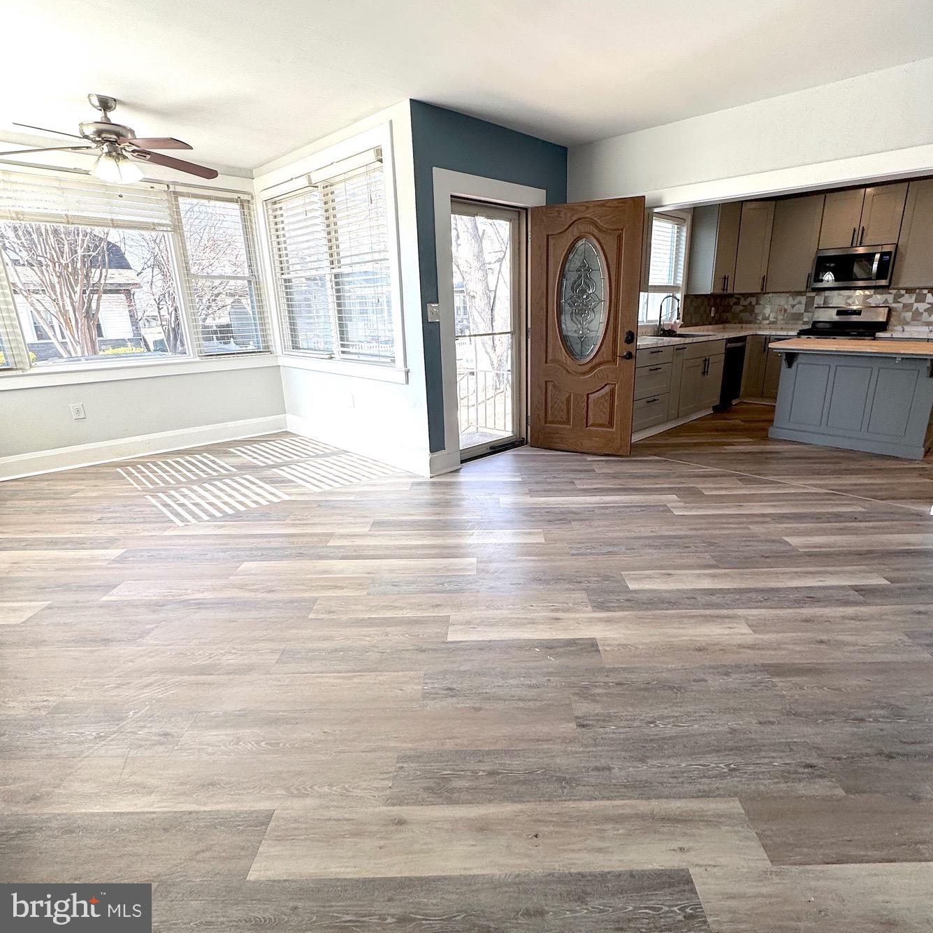 45 Broadship Road Baltimore, MD 21222 - Photo 4 of 32 Gallery Image 4