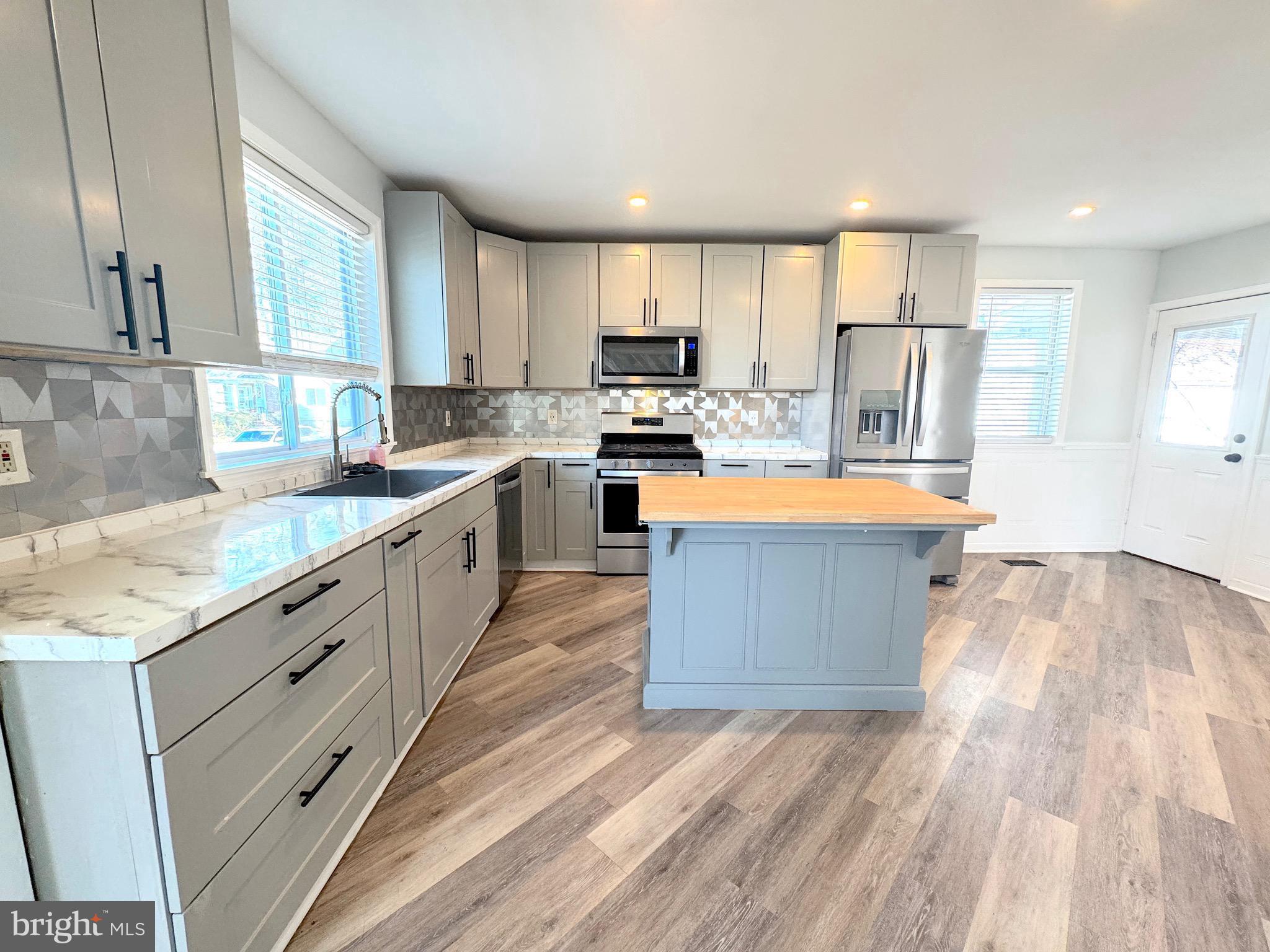 45 Broadship Road Baltimore, MD 21222 - Photo 8 of 32 Gallery Image 8