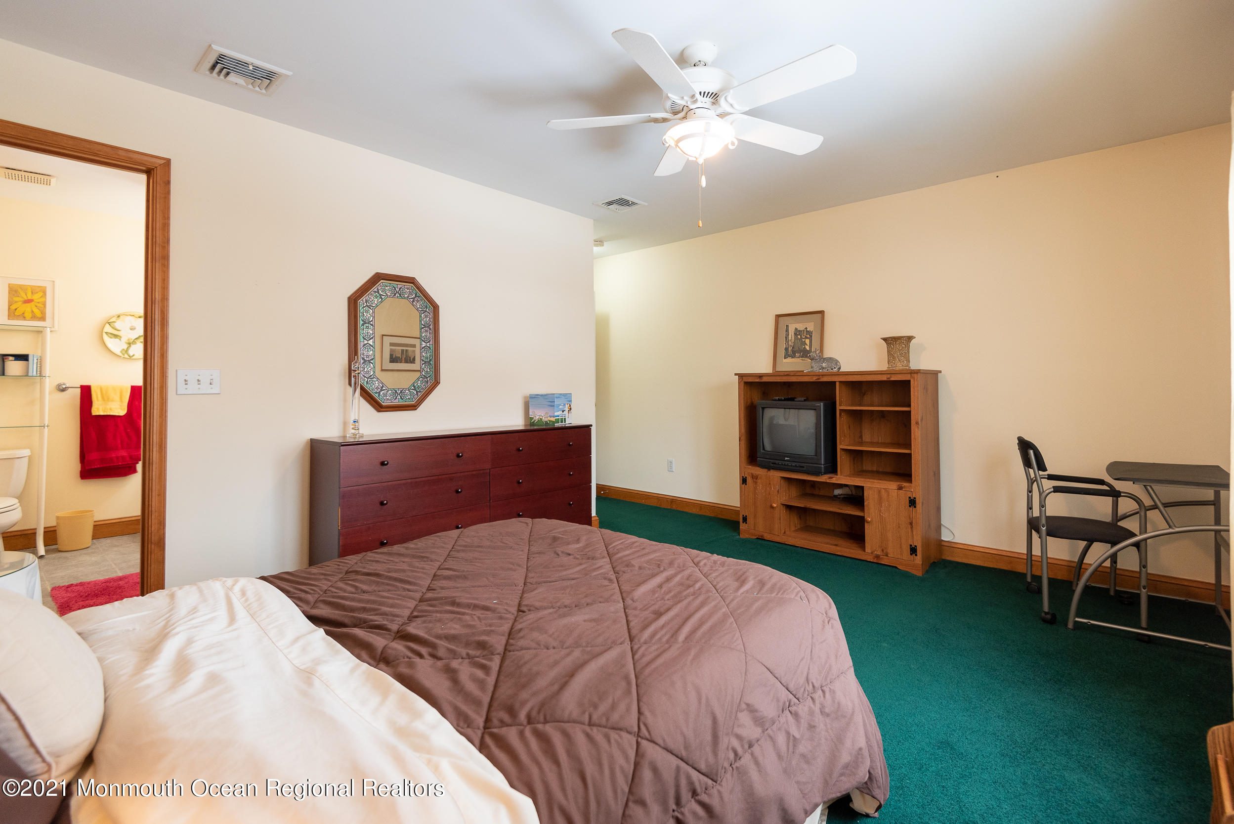 2100 Red Gate Road Allenwood, NJ 08720 - Photo 24 of 61 Bed 1b