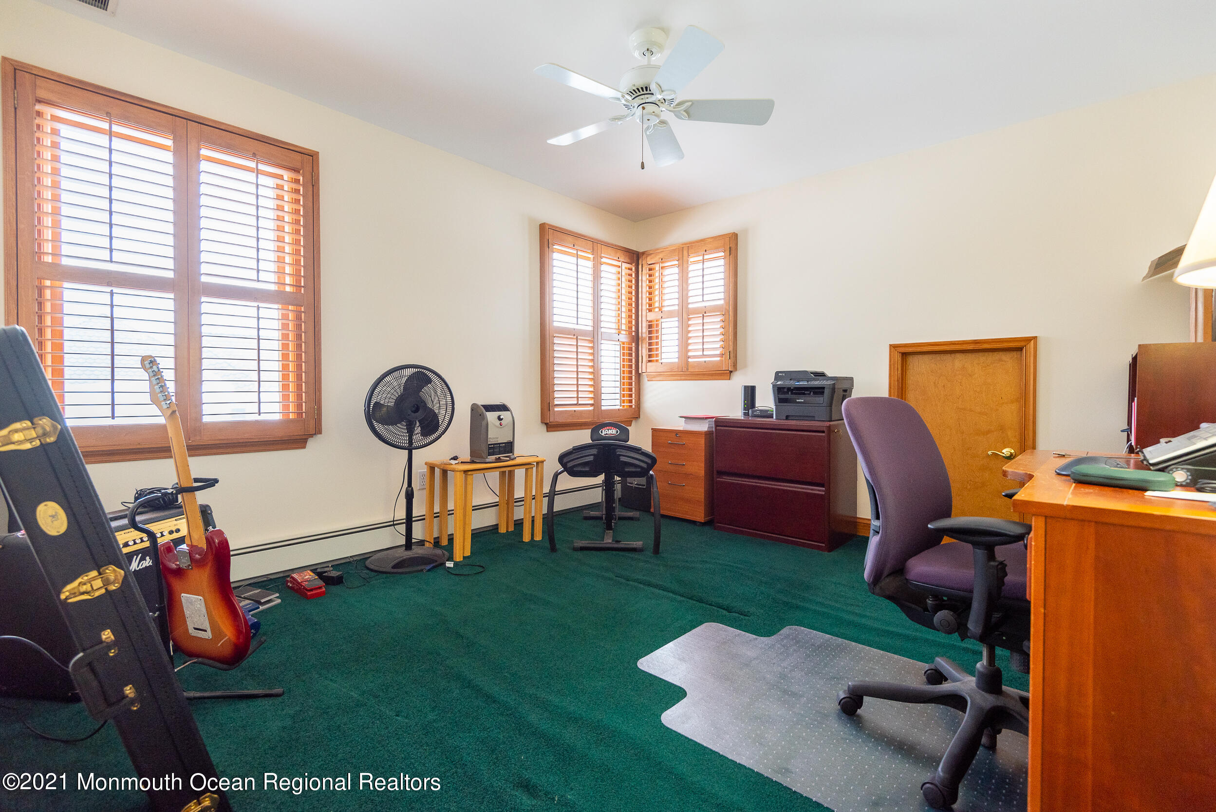 2100 Red Gate Road Allenwood, NJ 08720 - Photo 36 of 61 a living room with furniture and a window