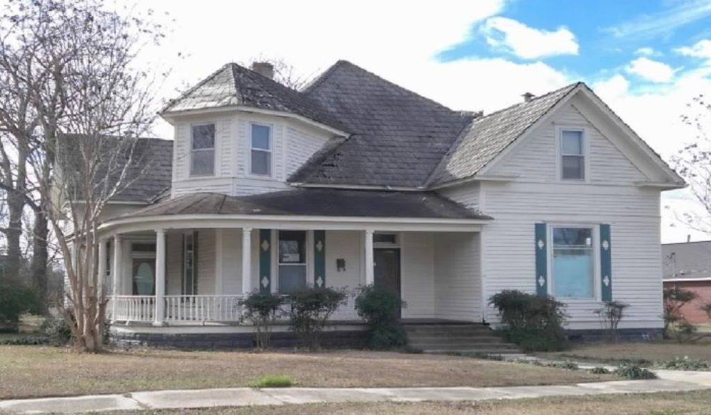 104 5th Street South Amory, MS 38821 - Photo 1 of 5 Photo 1