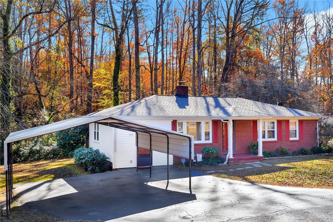 222 Jule Merck Road Norris, SC 29667 - Photo 2 of 28