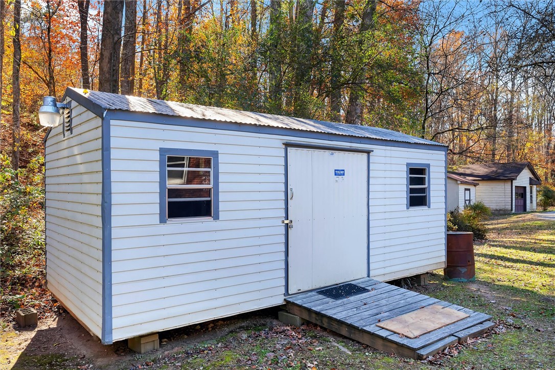 222 Jule Merck Road Norris, SC 29667 - Photo 27 of 28