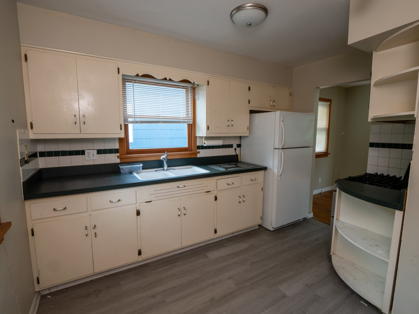 1332 North Main Street Naperville, IL 60563 - Photo 13 of 28