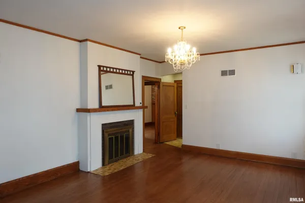 $125,000 | 1348 East Knox Street, Galesburg, IL 61401