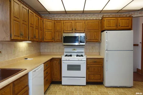 $125,000 | 1348 East Knox Street, Galesburg, IL 61401