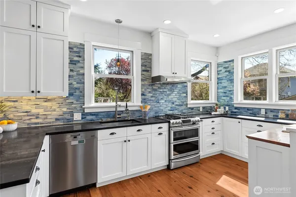 $1,495,000 | 749 North 76th Street, Seattle, WA 98103