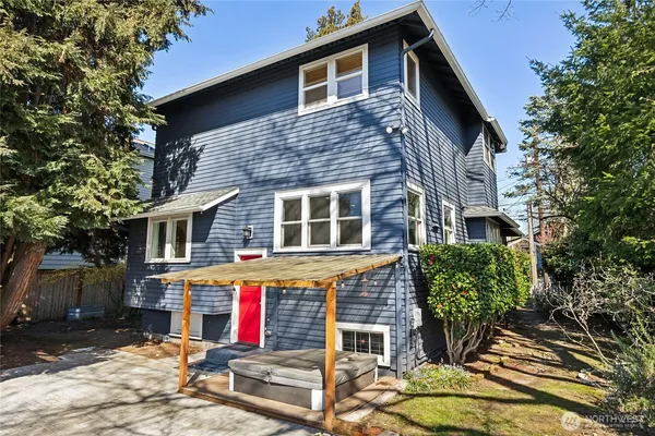 $1,495,000 | 749 North 76th Street, Seattle, WA 98103