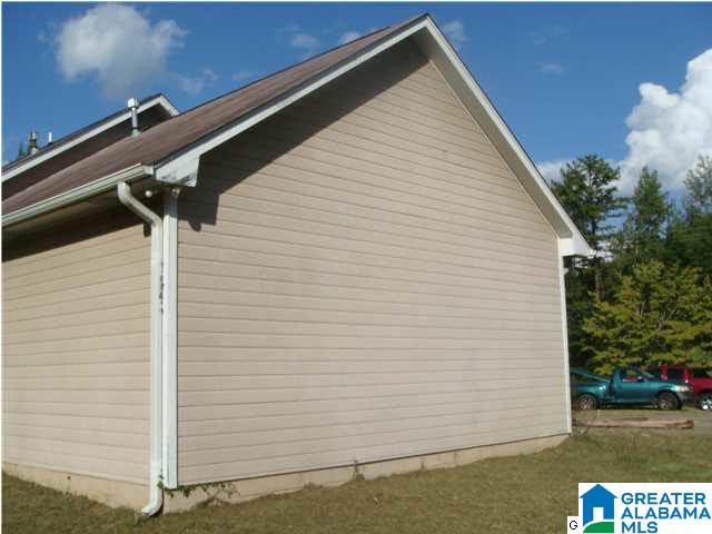 9764 McPherson Road Warrior, AL 35180 - Photo 4 of 19