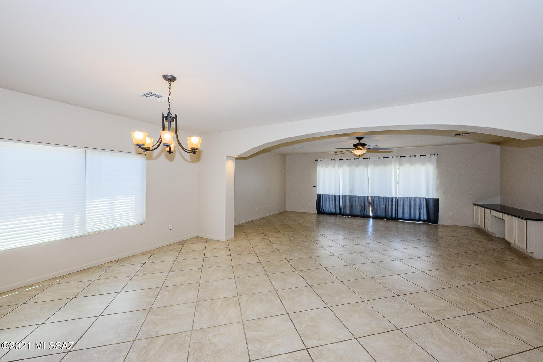 10483 East Rita Ranch Crossing Circle Tucson, AZ 85747 - Photo 14 of 36