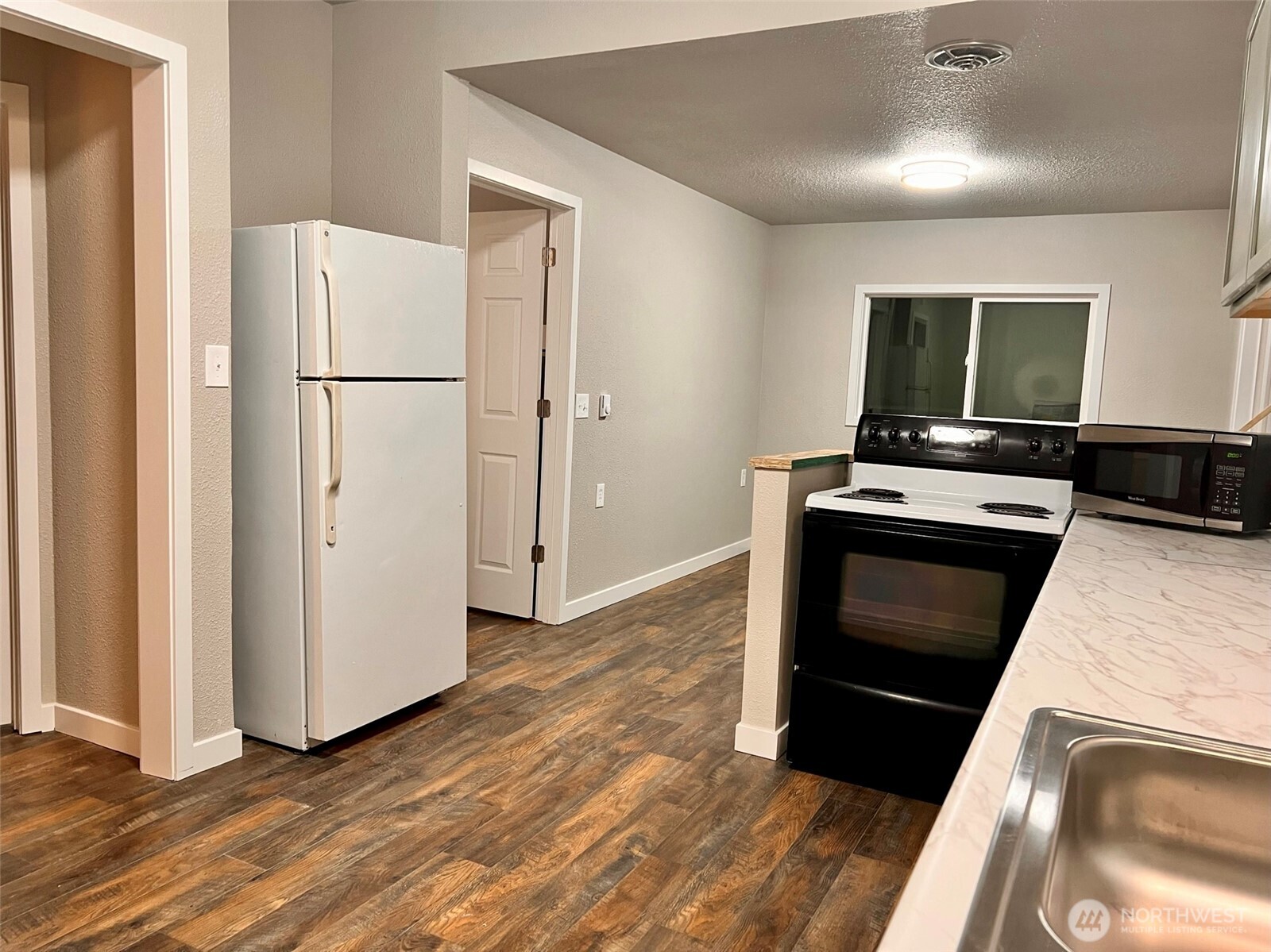 1813 Pleasant Street Walla Walla, WA 99362 - Photo 13 of 37