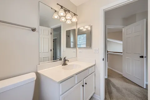 $3,250 | 1208 Darnell Drive, Mundelein, IL 60060