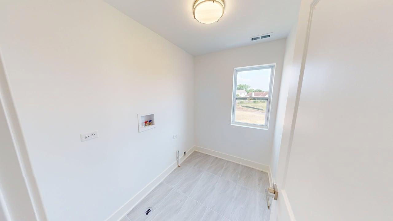 784 Cascade Place Marengo, IL 60152 - Photo 25 of 33 a view of an empty room