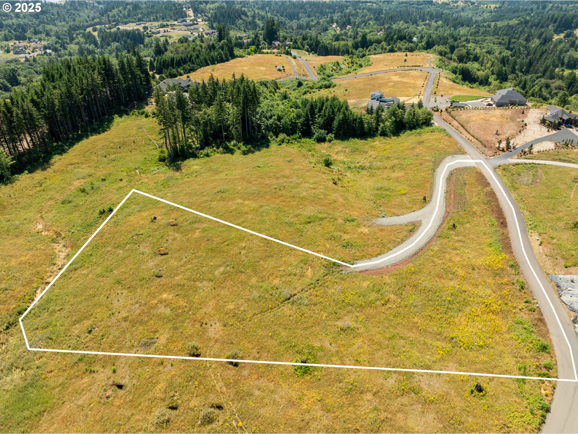 149 Resort Lane, Unit 1 Kalama, WA 98625 - Photo 10 of 12 a view of a swimming pool