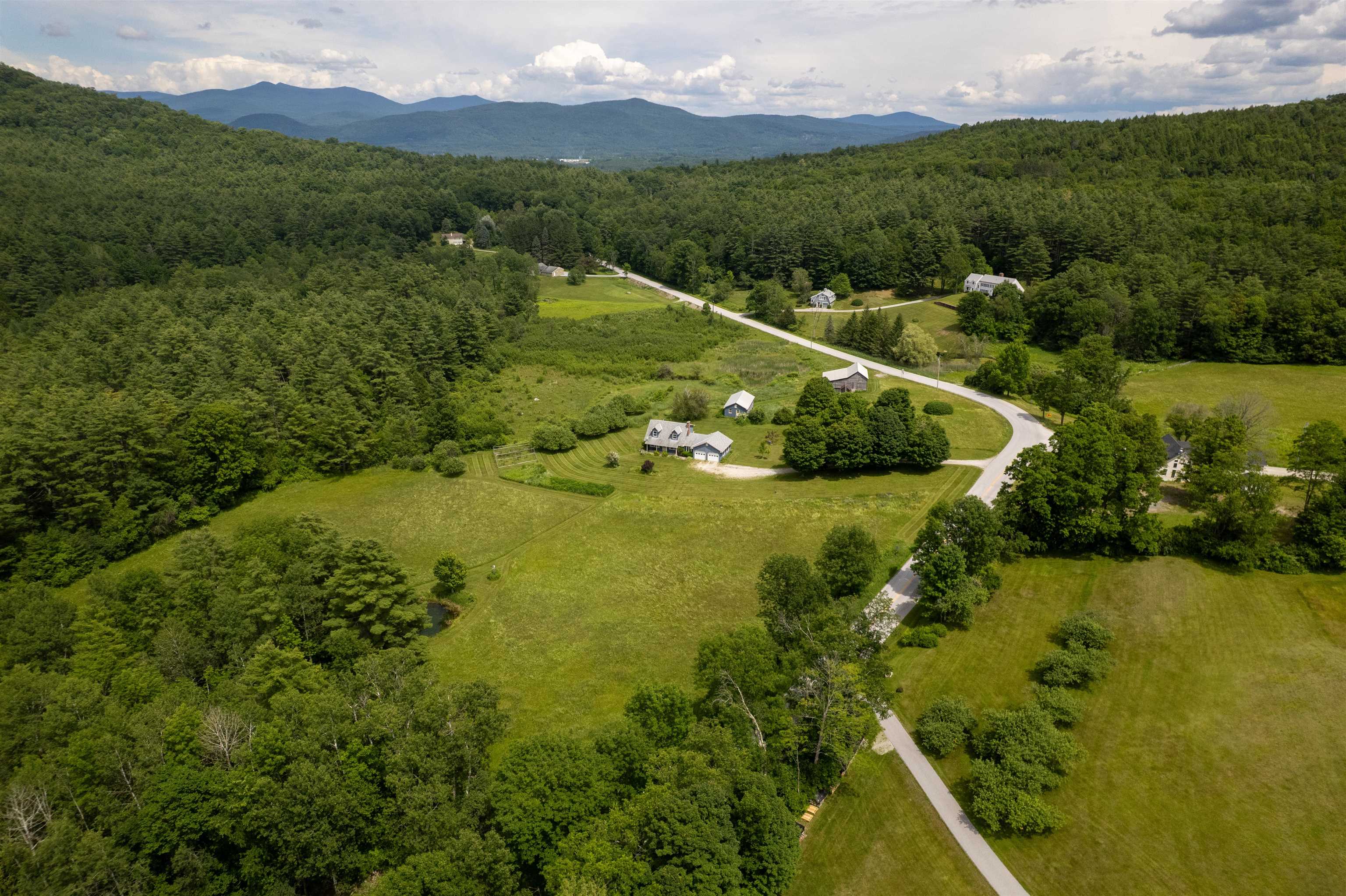 2086 Walker Mountain Road Clarendon, VT 05777 - Photo 11 of 38