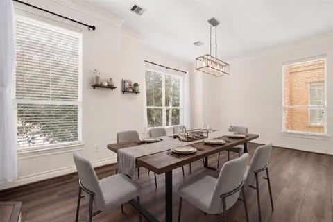 $400,000 | 5733 Kansas Street, Houston, TX 77007