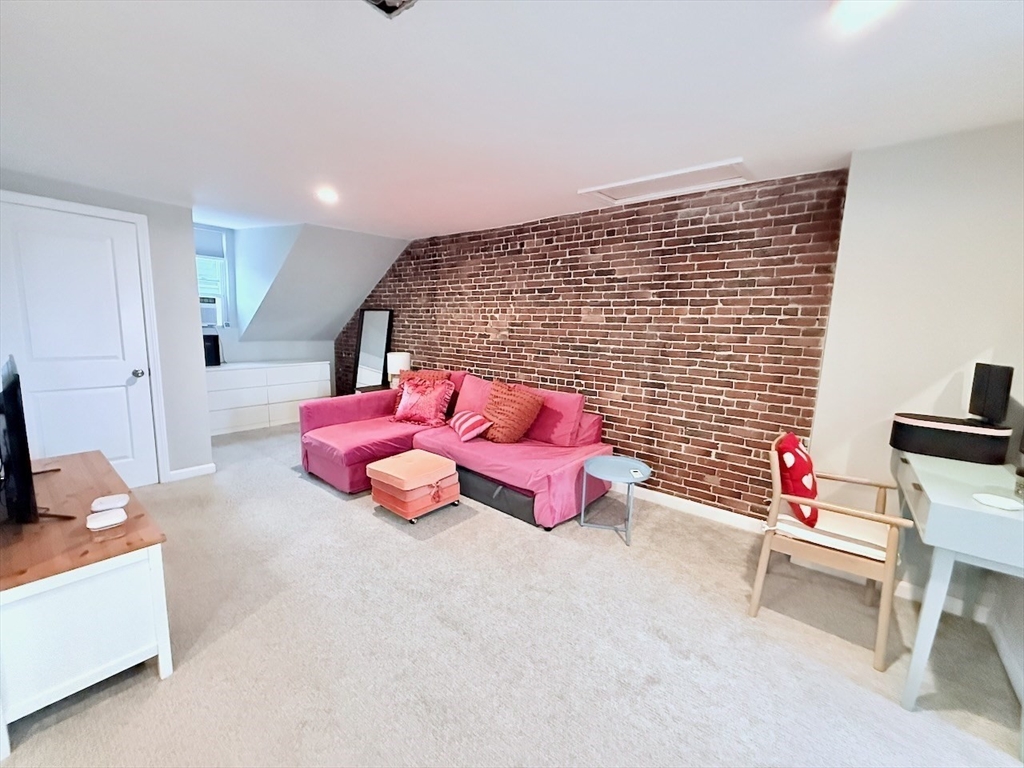 353 Sumner Street, Unit 2 Boston, MA 02128 - Photo 11 of 19 Gallery Image 11