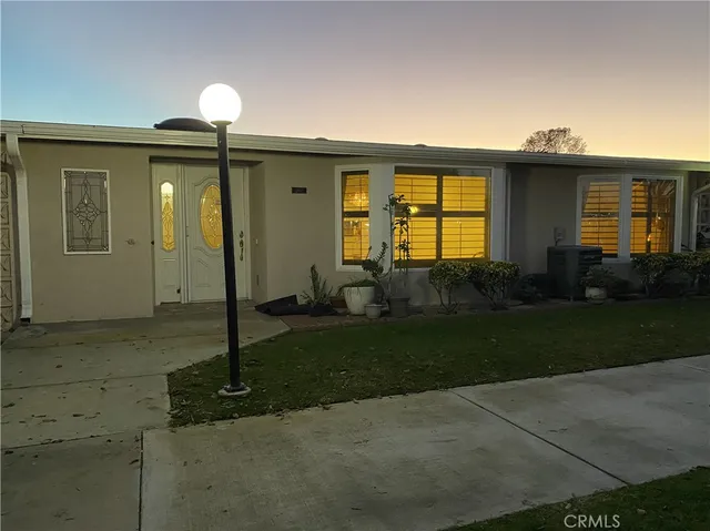 $525,000 | 13151 Shawnee Lane, Seal Beach, CA 90740