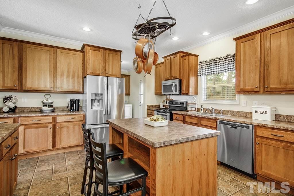 80 Willis Road Garner, NC 27529 - Photo 3 of 24 Gallery Image 3